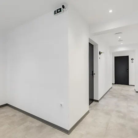Daire Garden By Halu! - Free Parking, Next To Efkleidis Metro Selanik