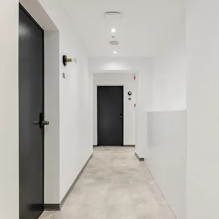 Garden By Halu! - Free Parking, Next To Efkleidis Metro Selanik