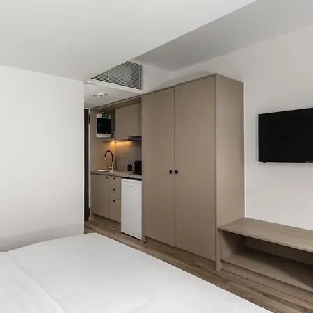 Daire Garden By Halu! - Free Parking, Next To Efkleidis Metro