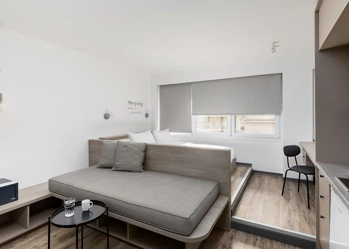 Garden By Halu! - Free Parking, Next To Efkleidis Metro *