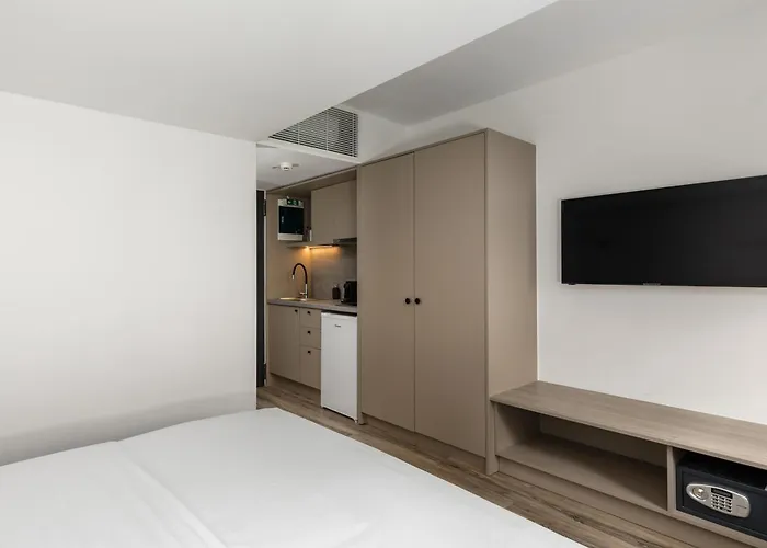 Lejlighed Garden By Halu! - Free Parking, Next To Efkleidis Metro